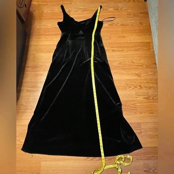 Lovely Nordstrom Women 14 Twist Front Cutout Velvet Maxi Dress Pockets Black - Picture 9 of 9